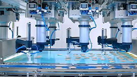 食品工廠(chǎng) 煎餅自動(dòng)化包裝過(guò)程